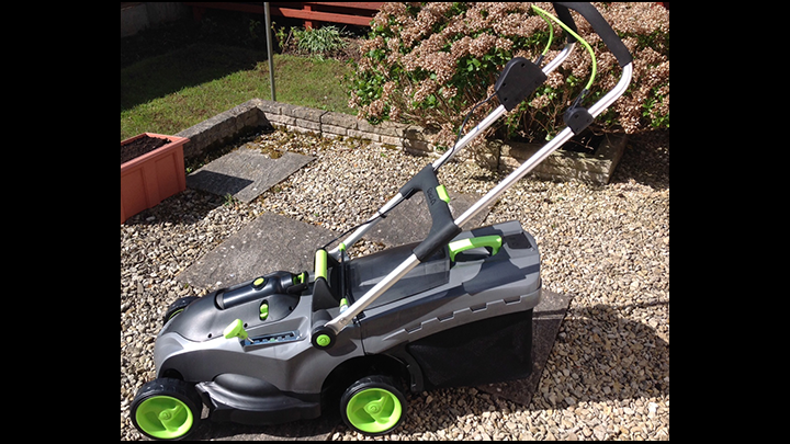 Need A Great Cordless Lawn Mower? GTech Comes Up Trumps!
