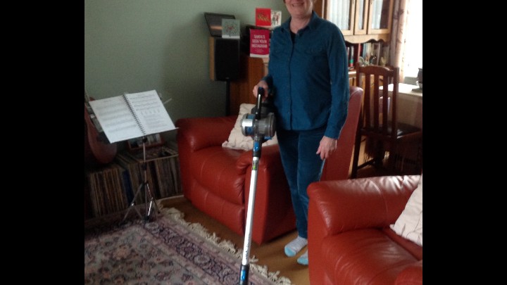Value And Quality - VAX Blade TBT3V1B1 32V Cordless Vacuum Will Keep On Top Of Cleaning With Ease!